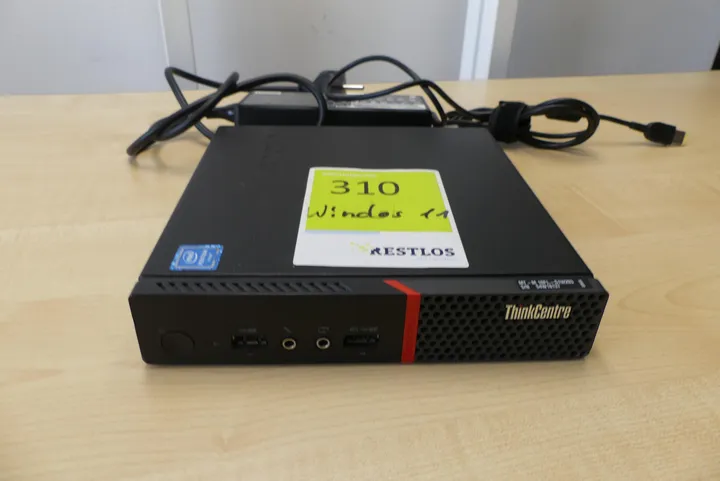 Lenovo - ThinkCentre - M900 - Pentium - Windows 11